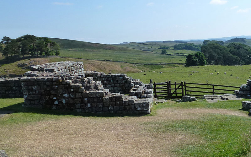 A comprehensive guide to Hadrian's Wall