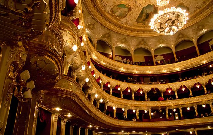 How do you experience opera?