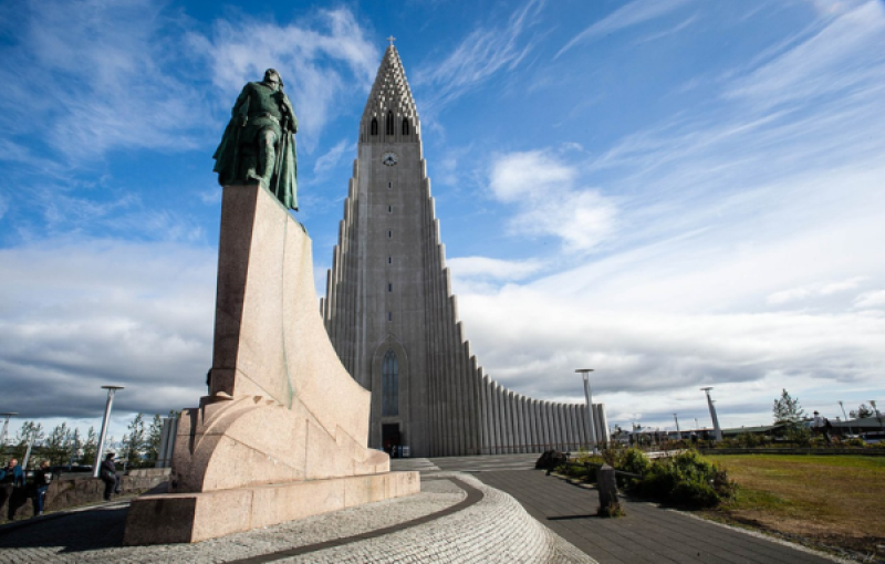 Discovering history while exploring the world